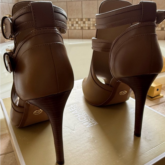 Michael Kora Acorn Brown Peep-Toe Heels with Gold Buckle Straps - Picture 3 of 7